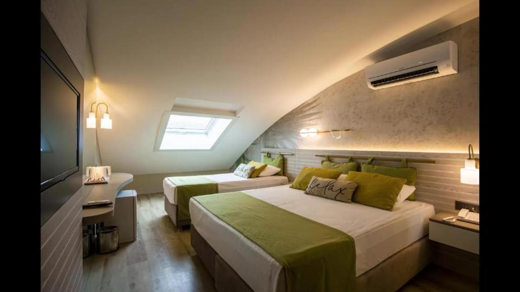 Side Square Hotel Экстерьер фото