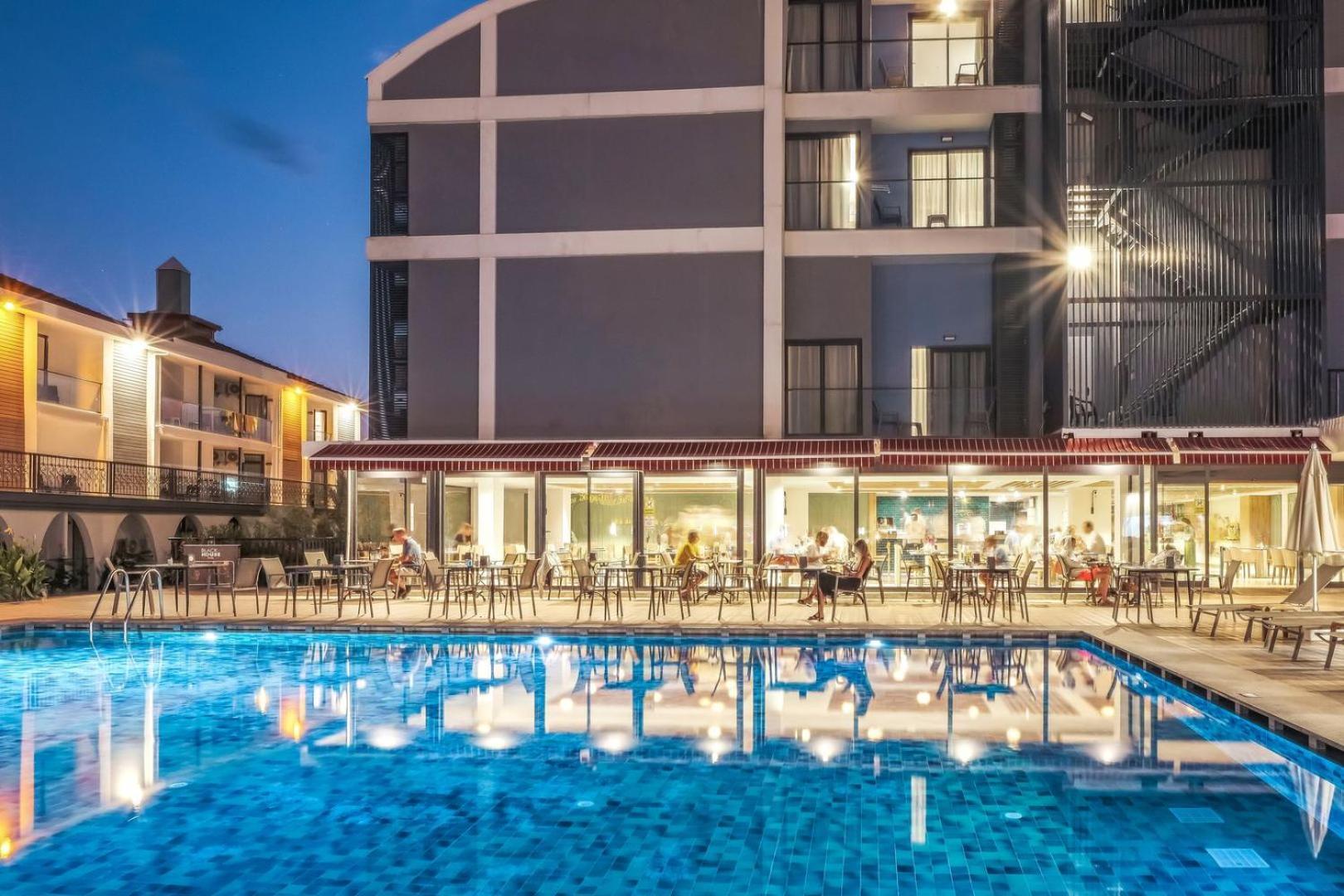 Side Square Hotel Экстерьер фото